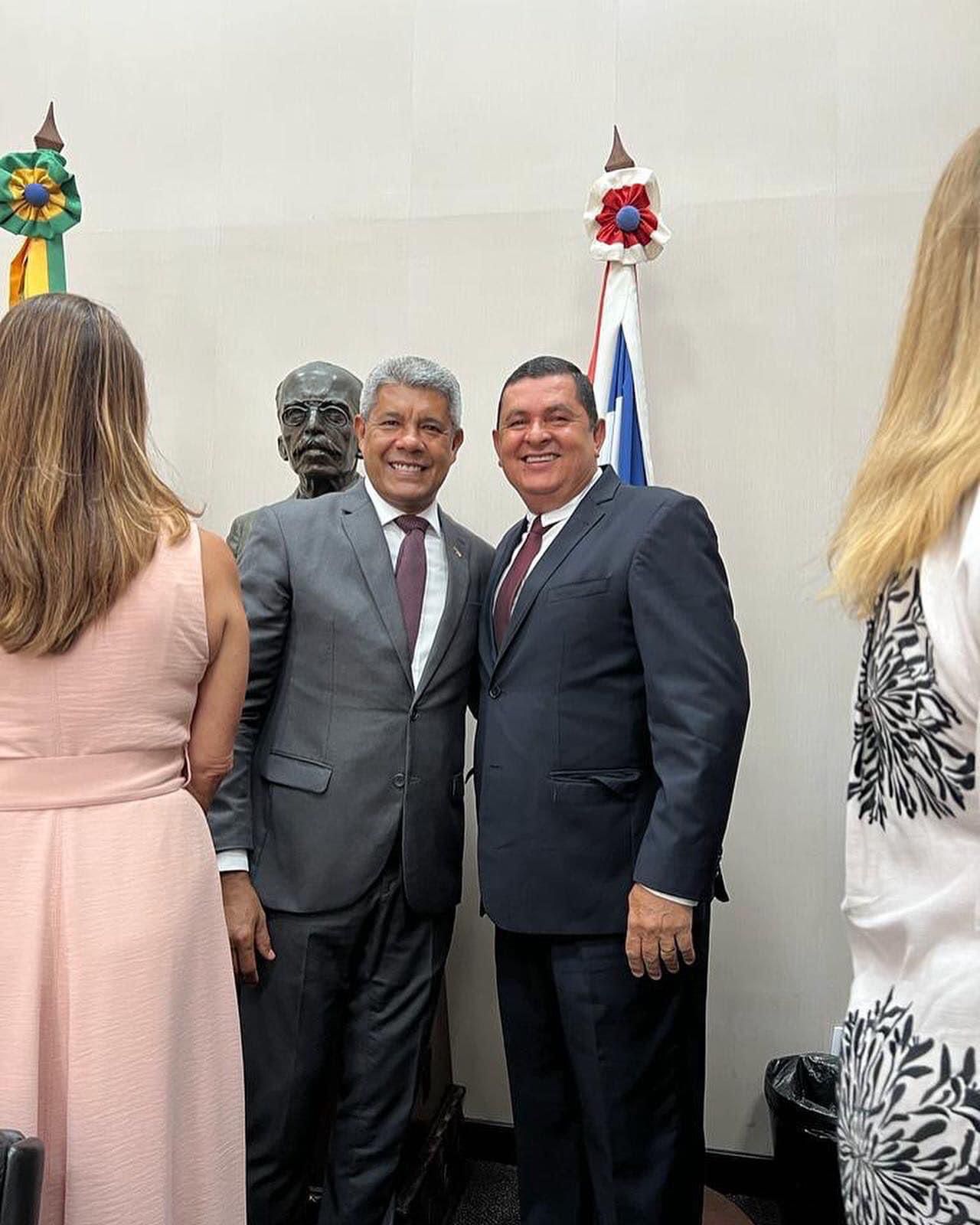 Ricardo Rodrigues garante investimentos para os festejos juninos no interior da Bahia