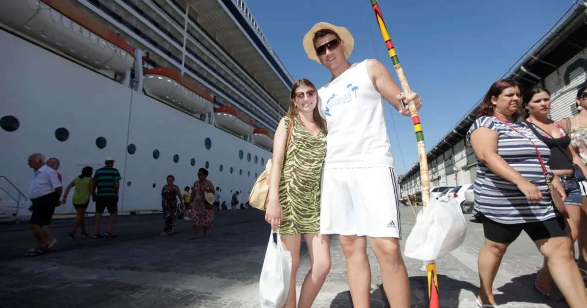Atividades turísticas na Bahia cresceram 7,3% em 2022, aponta relatório