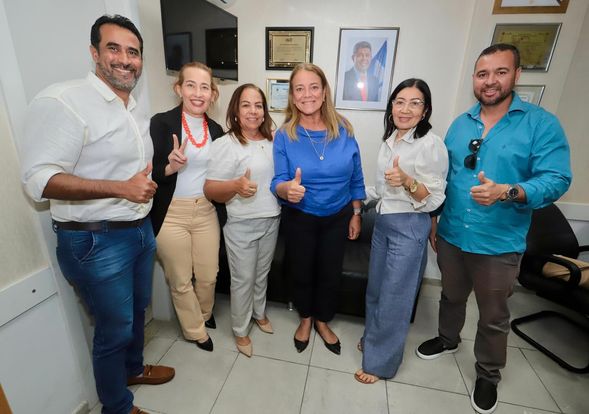 Deputada Fabíola Mansur recebe em seu gabinete lideranças de São Gabriel, Ibititá e América Dourada