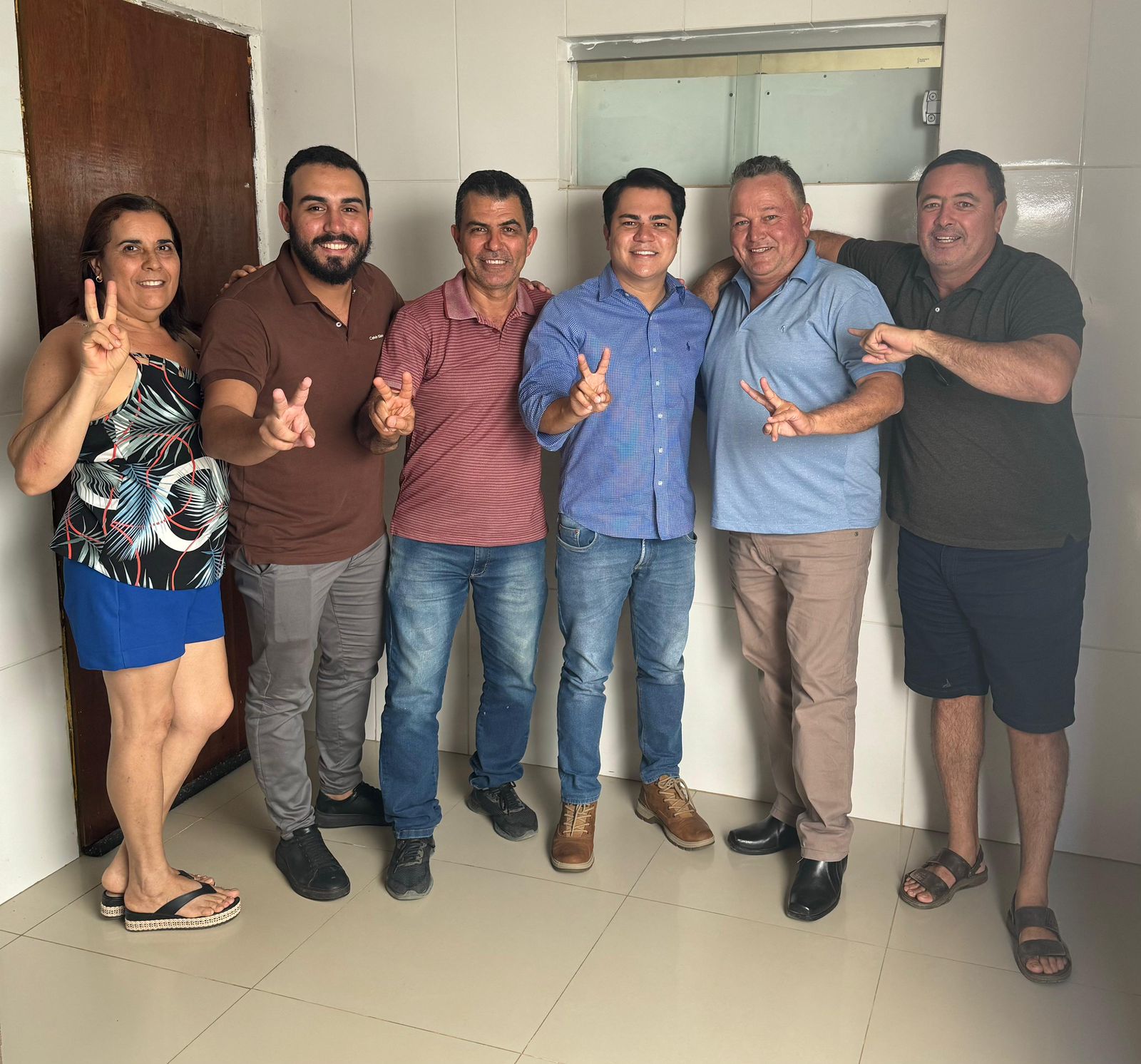 Lili de Recife, principal liderança da oposição da comunidade, adere ao Projeto Politico do Prefeito Tacinho Mendes