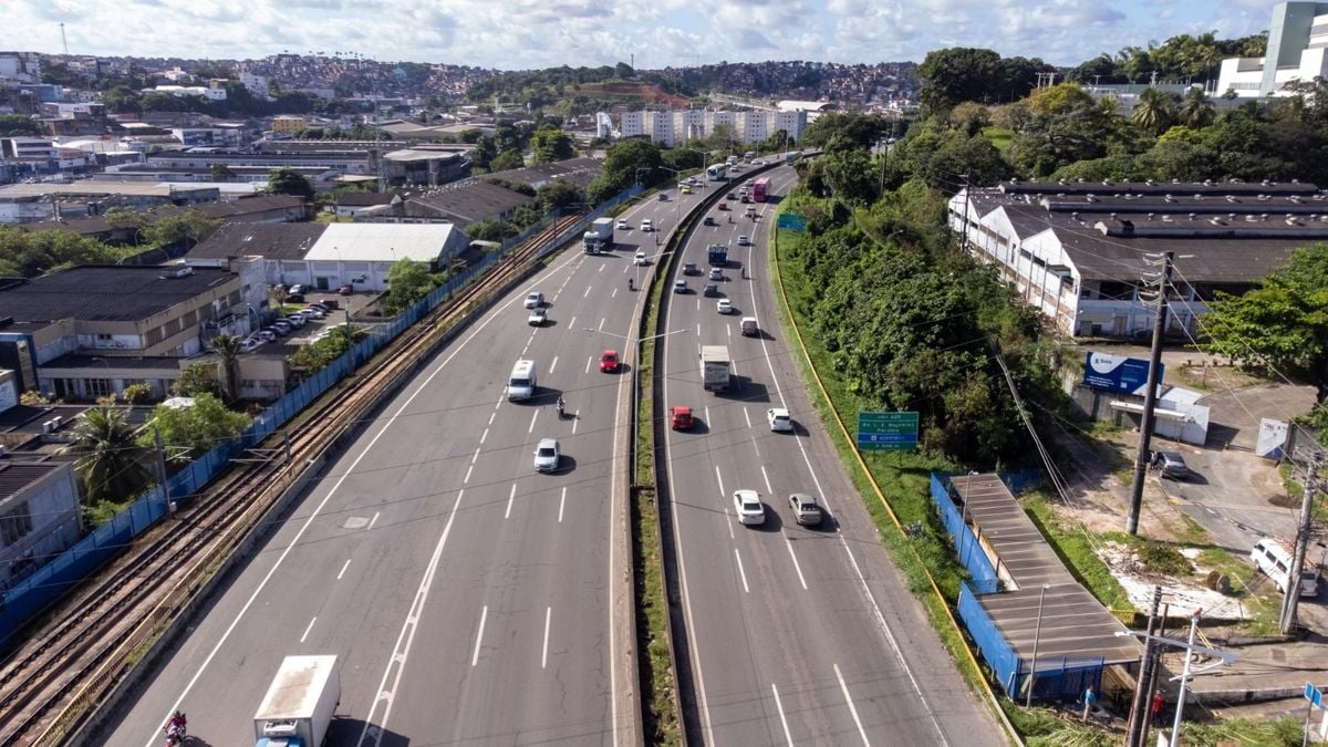 DNIT planeja zerar buracos das BR-324 e BR-116 na Bahia