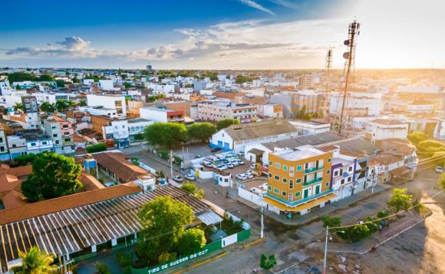 Indivíduo com sinais de embriaguez é conduzido à delegacia durante Operação 2×2 em Irecê