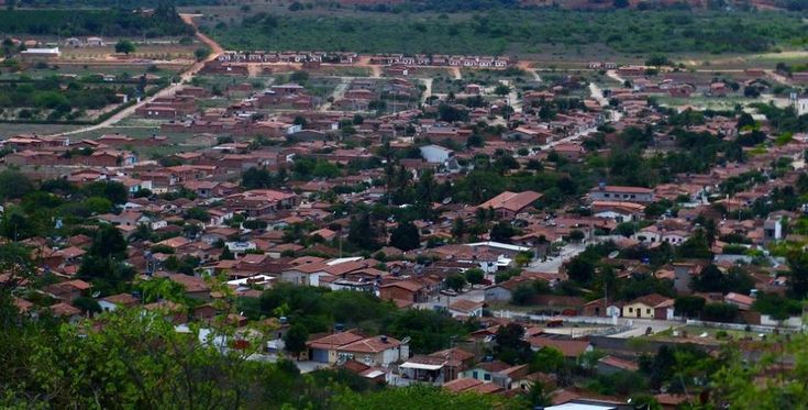 Homem é conduzido à Delegacia após ser flagrado com celular furtado em povoado de Uibaí