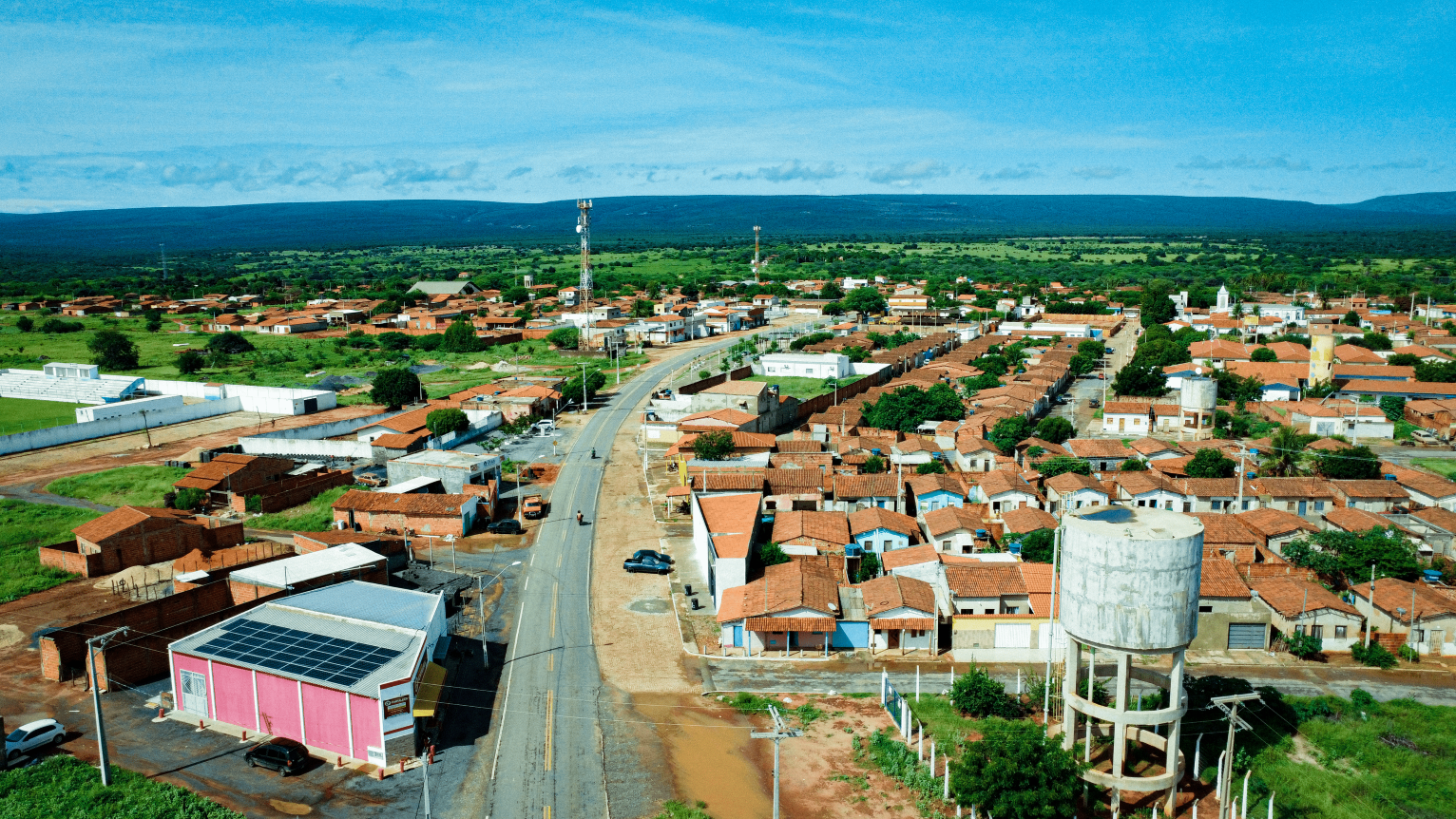 Homem é preso no povoado do Alegre durante cumprimento de mandado judicial em Itaguaçu da Bahia