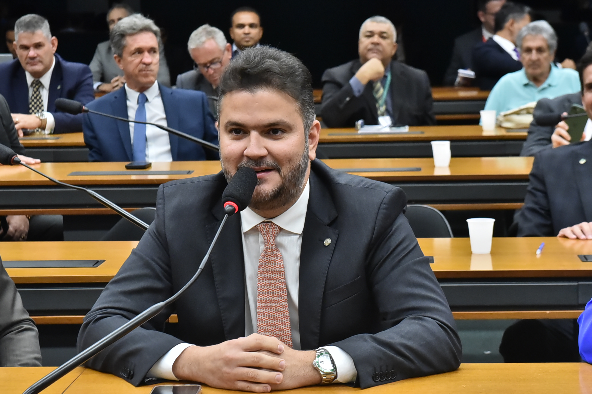 Câmara aprova parecer de Diego Coronel contra divulgação de imagens de vítimas de crimes e acidentes