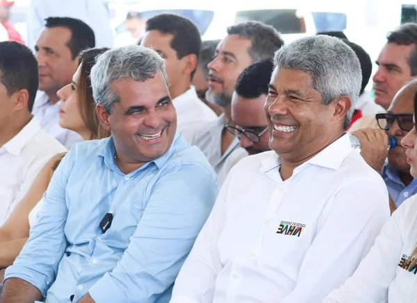PF encontra R$ 3 mi na casa de servidor do governo; Jerônimo diz que não vai ‘soltar a mão’ de aliados