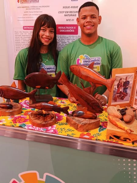 Nos dias 16 e 17 de julho, aconteceu o Encontro Estudantil com as mostras dos Seminários Territoriais de Educação Profissional e da FECIBA – Feira de Ciências, Empreendedorismo e Inovação da Bahia, em Feira de Santana.