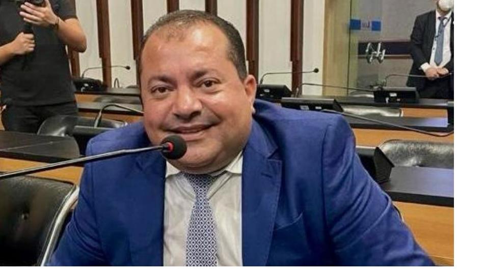 Cafu Barreto reivindica pavimentação asfáltica no município de Canarana