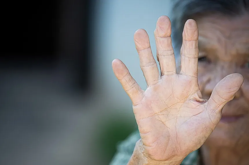 Até 14 anos de prisão: Brasil aprova nova lei para proteger idosos