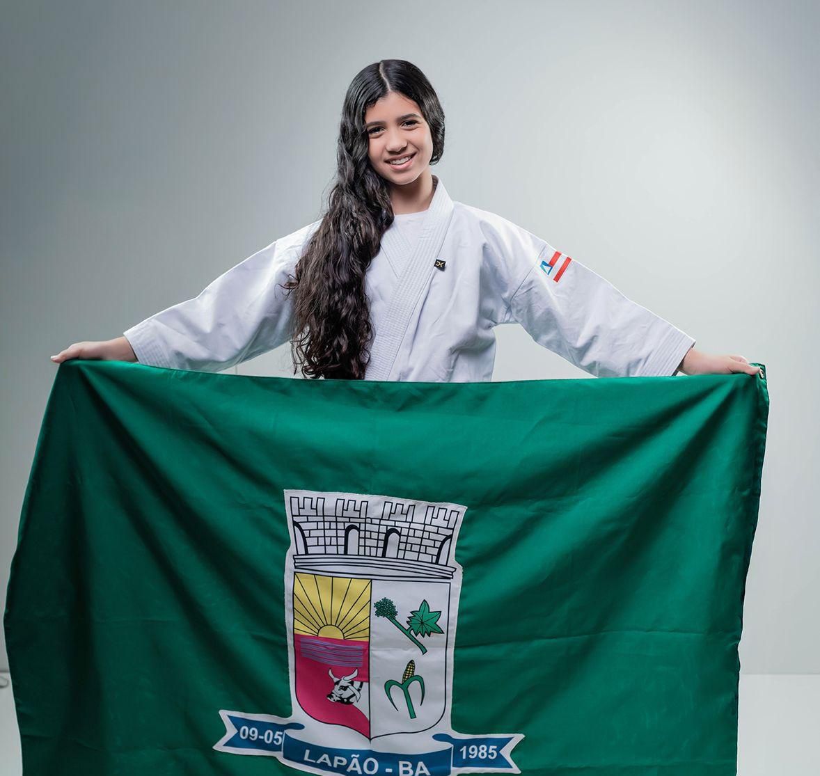Jovem atleta de Lapão é selecionada para campeonato internacional de karatê no Espírito Santo