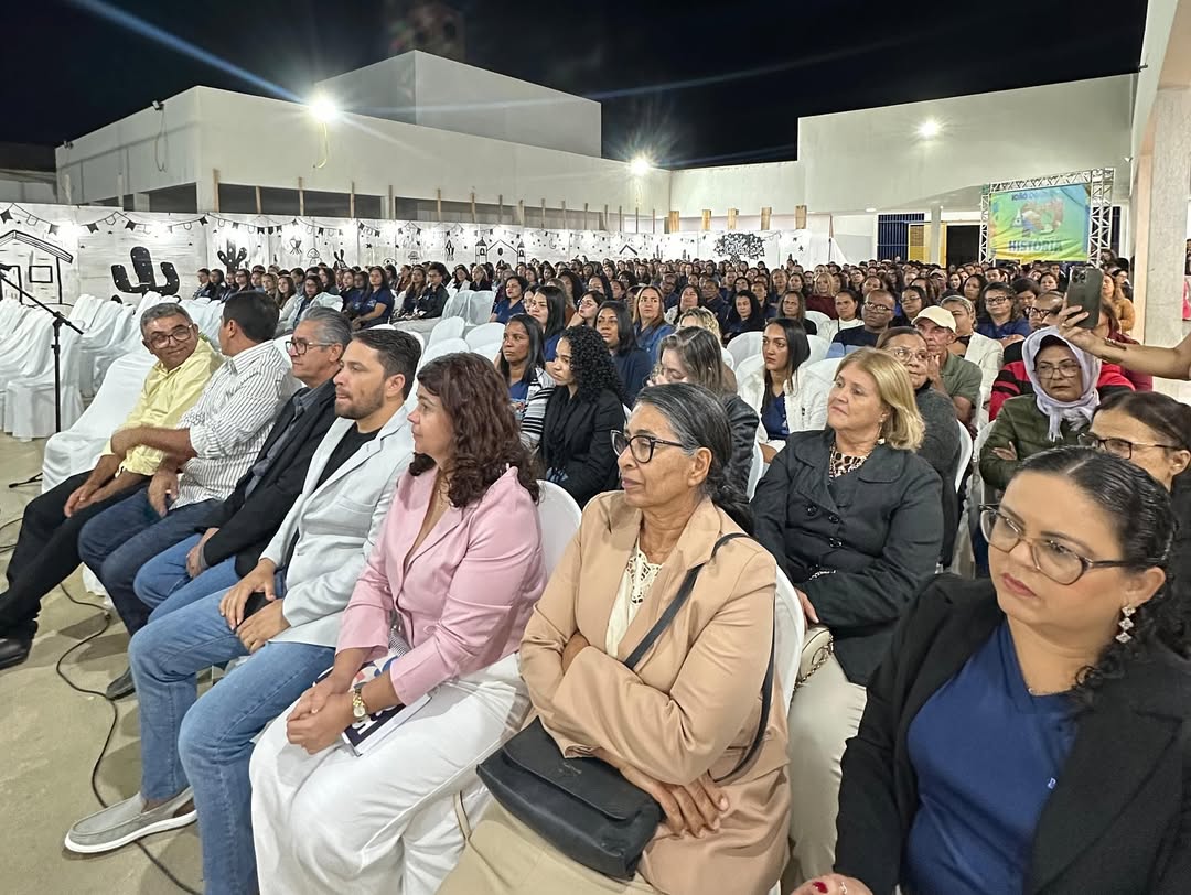 Vereadores prestigiam evento sobre saúde mental e educação socioemocional promovido pela Secretaria de Educação