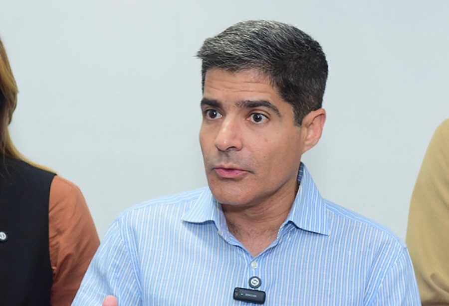 ACM Neto lidera disputa pelo governo da Bahia com ampla vantagem sobre Jerônimo