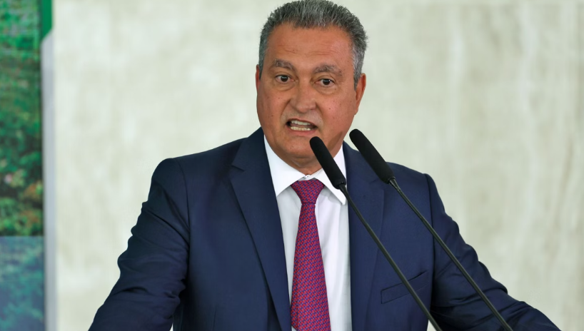 PGR defende retomada de inquérito contra Rui Costa por compra de respiradores na pandemia