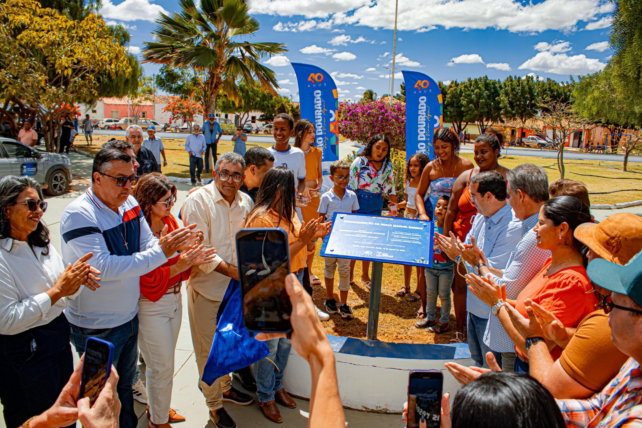 PREFEITURA DE JOÃO DOURADO ENTREGA MAIS UMA UNIDADE DE SAÚDE