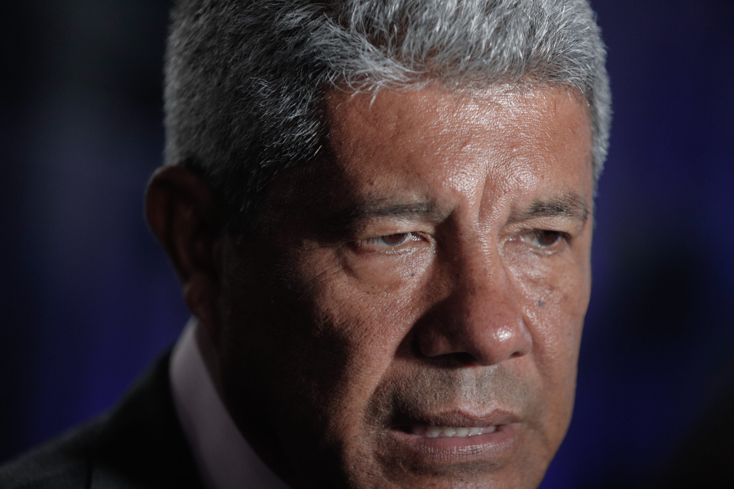 Jerônimo Rodrigues sanciona empréstimo para aliviar dívida da Bahia