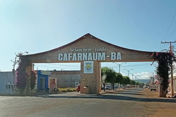 Jovem sofre grave acidente de moto em Cafarnaum/BA e luta pela vida