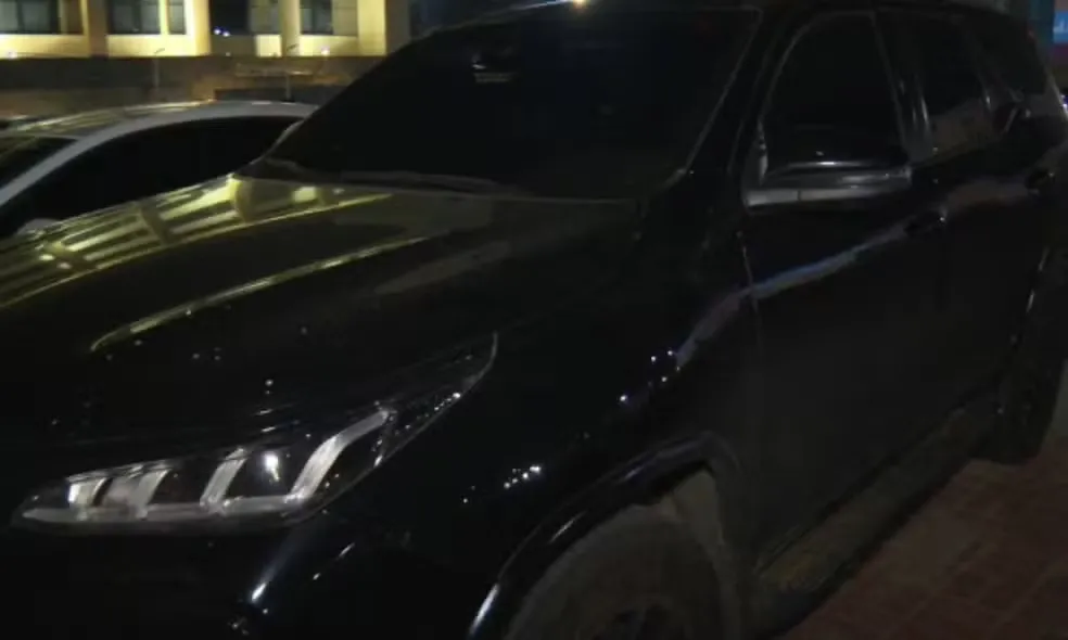 Deputado baiano foragido da PF abadona carro blindado em possível fuga