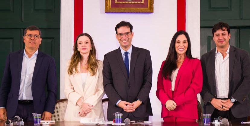 Leo Prates debate fortalecimento do setor de estética em seminário na Associação Comercial da Bahia