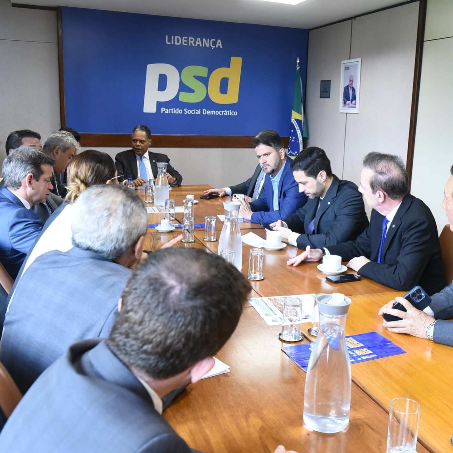 Deputado Diego Coronel destaca reunião produtiva com bancada do PSD para fortalecer ações em defesa da Bahia e do Brasil