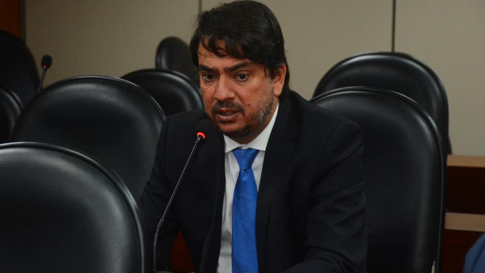 Pedro Tavares pede asfaltamento da BA-434 entre Ibititá e Feira Nova