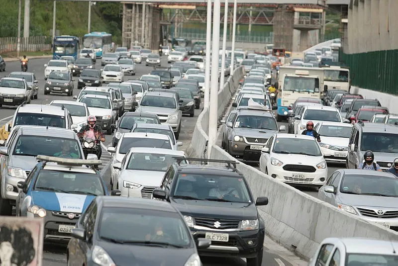 CNH sem autoescola: Detrans descumprem regra e Governo Lula pressiona