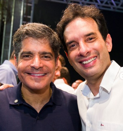 Leo Prates cumpre agenda em Porto Seguro com entrega de obras e homenagens