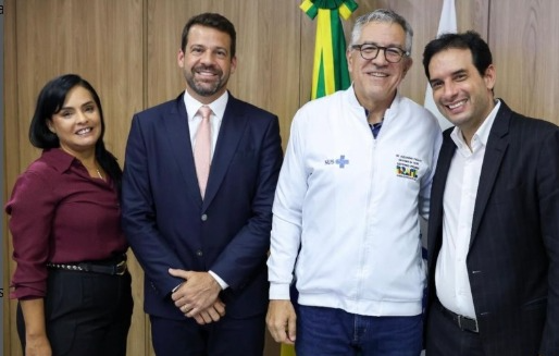 Leo Prates fortalece diálogo com o Ministério da Saúde por avanços na saúde de Salvador