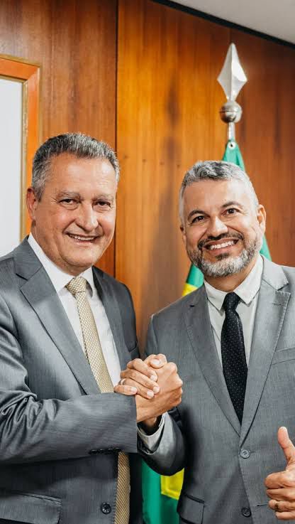 Elmo Vaz acompanha Rui Costa e Jaques Wagner em agenda institucional no município de Irecê