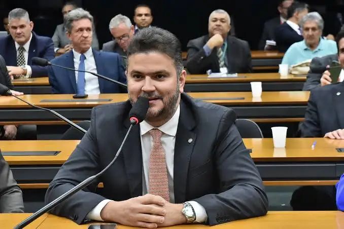 Deputado Diego Coronel destaca investimentos para municípios do interior da Bahia