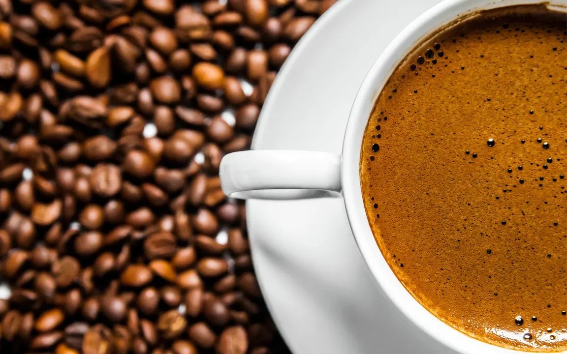 Café mais caro do Brasil é produzido com fezes de pássaro