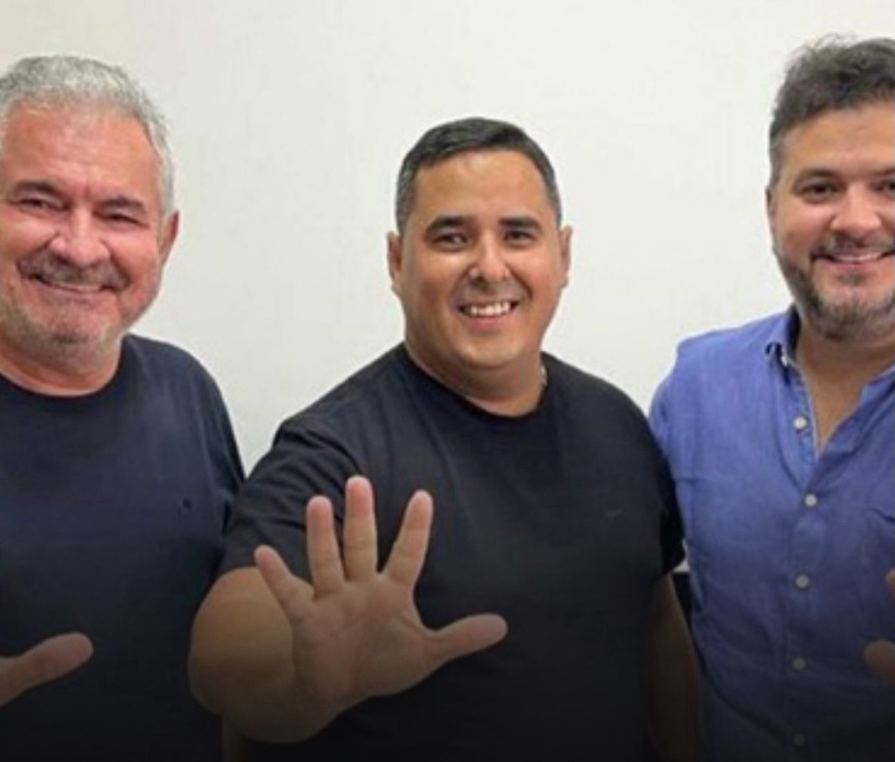 Mesmo de saída do PSD, Angelo Coronel mantém apoios na base e tensiona cenário para 2026