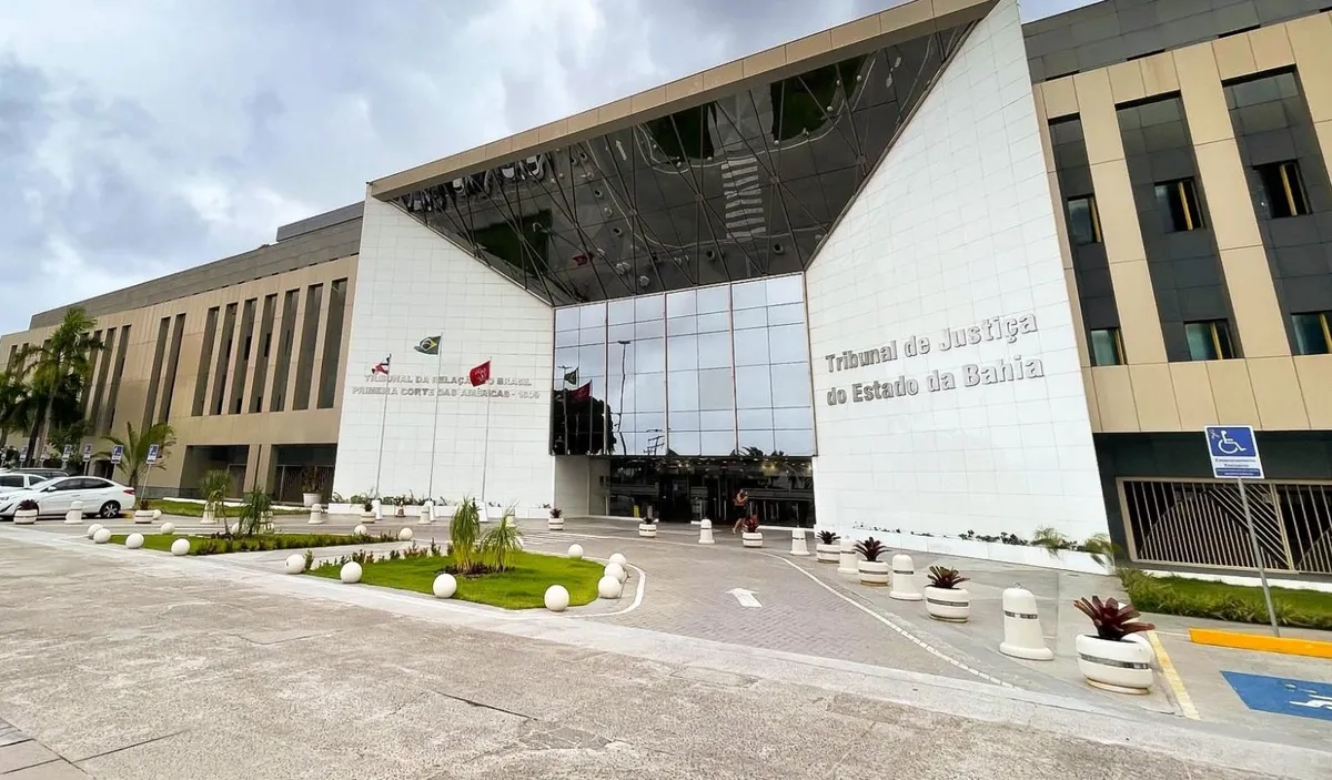 TJ-BA abre concurso com 100 vagas e salário de mais de R$ 31 mil