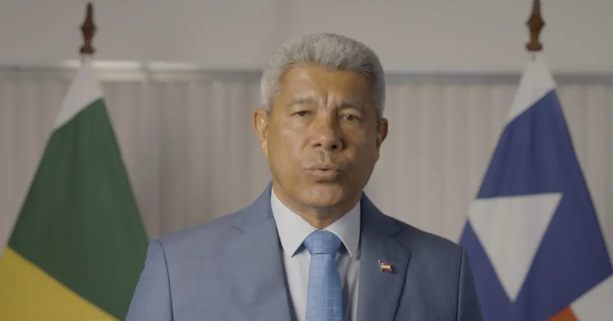 Jerônimo anuncia adesão a programa do governo para reduzir preço do diesel em R$ 1,20