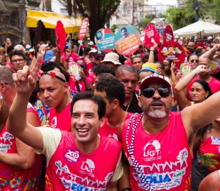Leo Prates marca presença no Carnaval da Bahia e reforça apoio à cultura, aos trabalhadores e à economia da festa