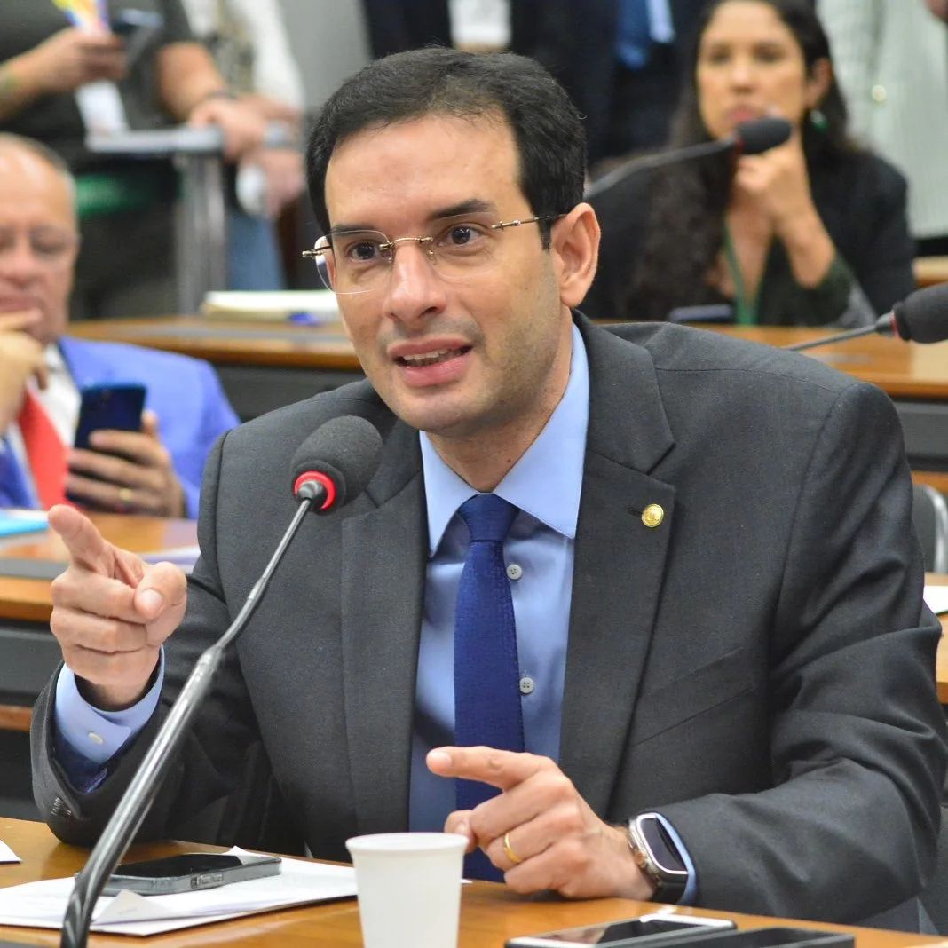 Leo Prates anuncia filiação ao Republicanos, oficialização acontece na próxima quinta-feira (26)