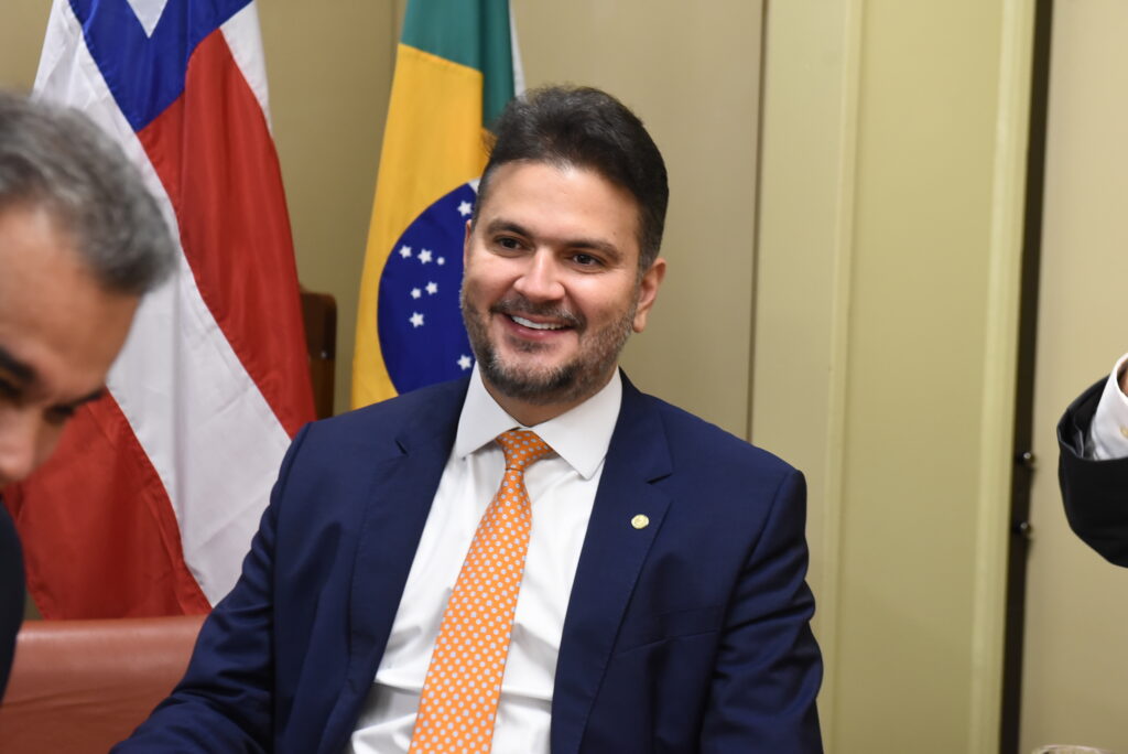 Representatividade no Congresso: Diego Coronel leva demandas de Irecê a Brasília