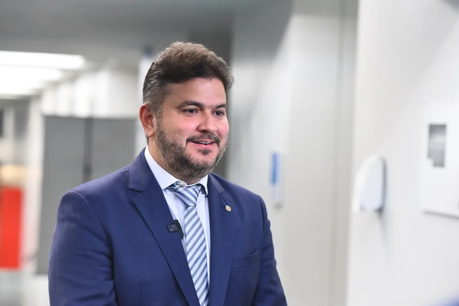 Diego Coronel reforça protagonismo político e amplia espaço na Bahia