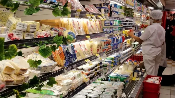 Estado brasileiro tem data para definir se fechará supermercados aos domingos