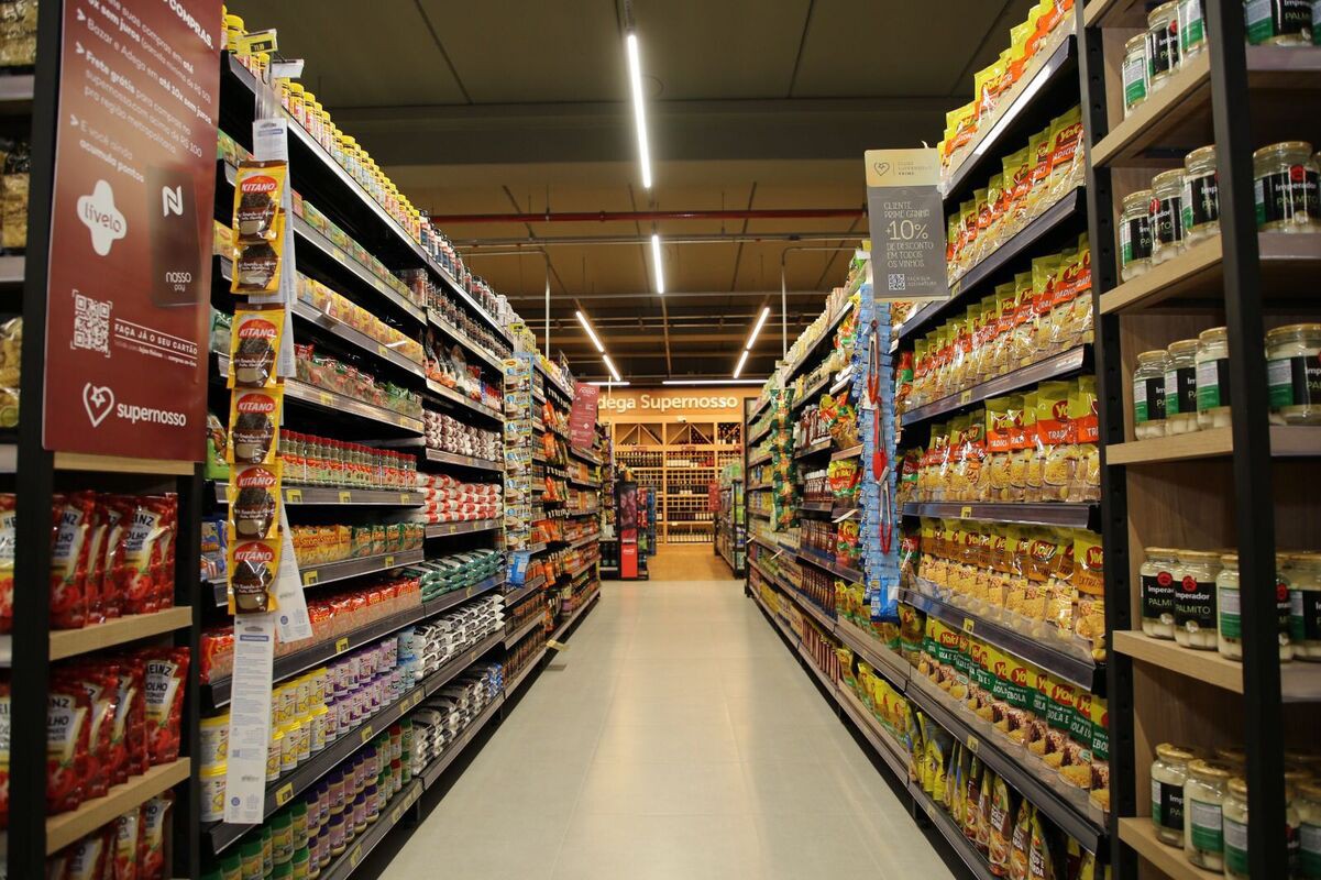 Supermercados em 2026: mudança na jornada de trabalho pode afetar o preços