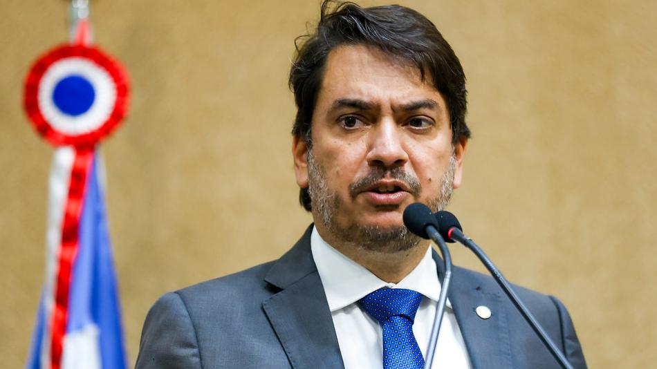 Pedro Tavares parabeniza Cafarnaum, Érico Cardoso e Malhada