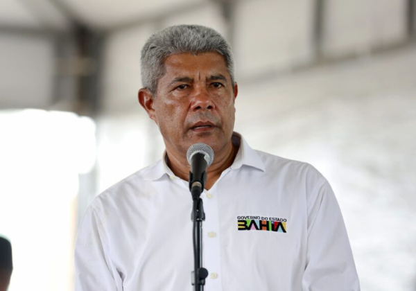 QUAEST: JERÔNIMO É APROVADO POR 56% DO ELEITORADO; VEJA DADOS