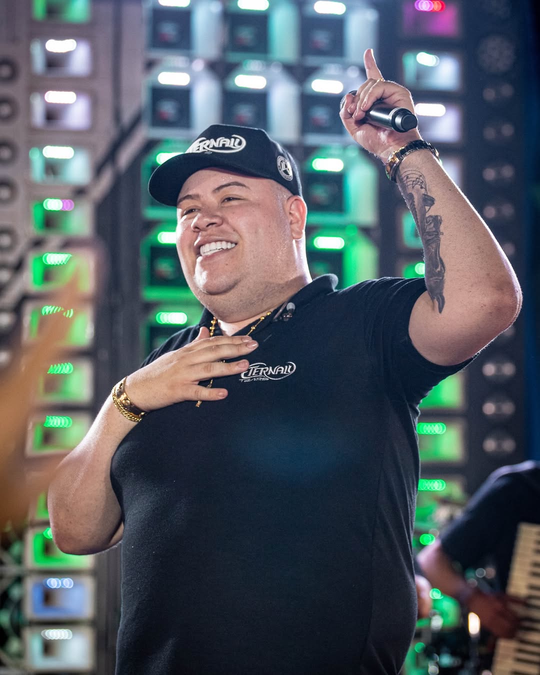 REY VAQUEIRO COMANDA DESPEDIDA HISTÓRICA NO SÃO JOÃO DO SÉCULO EM IRECÊ