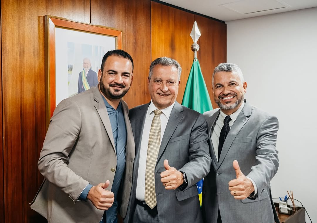 ELMO VAZ SE REÚNE COM RUI COSTA E DEBATE PAUTAS ESTRATÉGICAS PARA A BAHIA