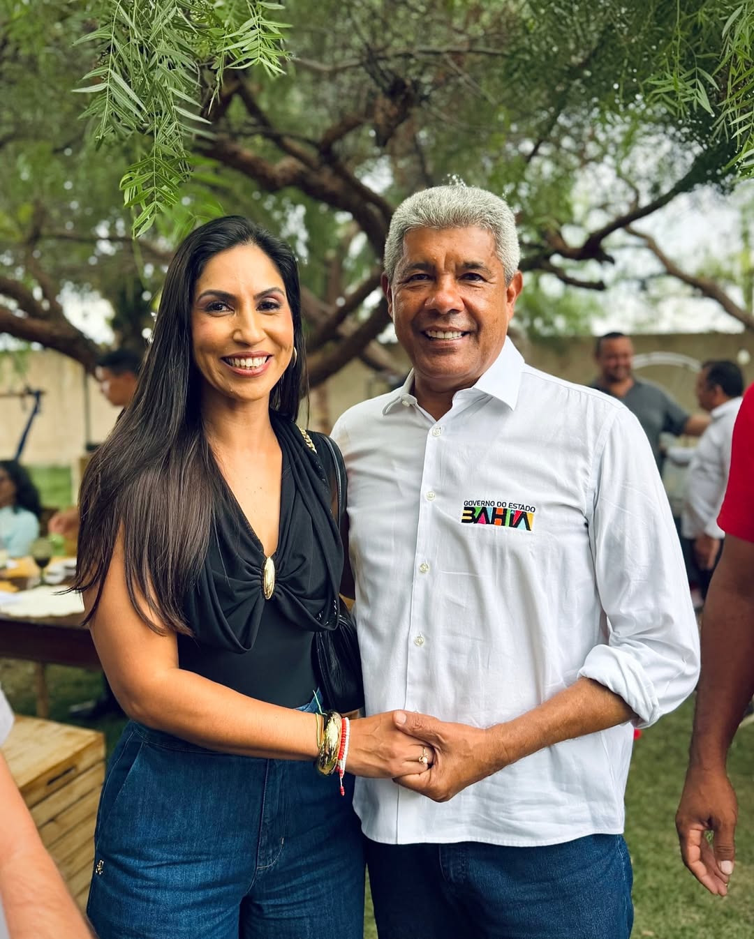 Educação como eixo do desenvolvimento: Fabrizia Pires destaca investimentos durante agenda de Jerônimo em João Dourado e São Gabriel