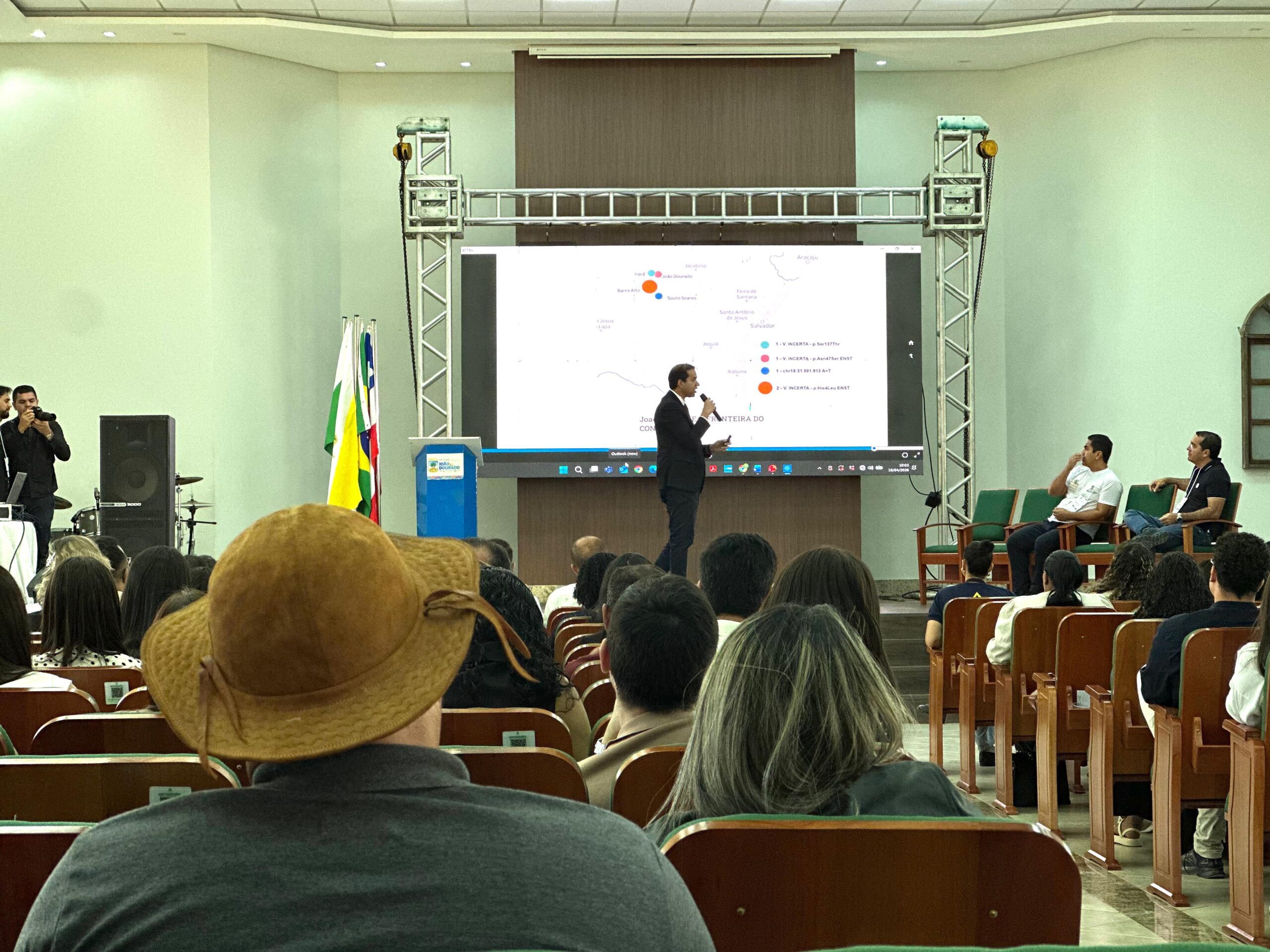 JOÃO DOURADO: PRIMEIRO DIA DO SERTÃO RARAS REÚNE ESPECIALISTAS E PROFISSIONAIS DA SAÚDE EM UM DIA DE CONHECIMENTO