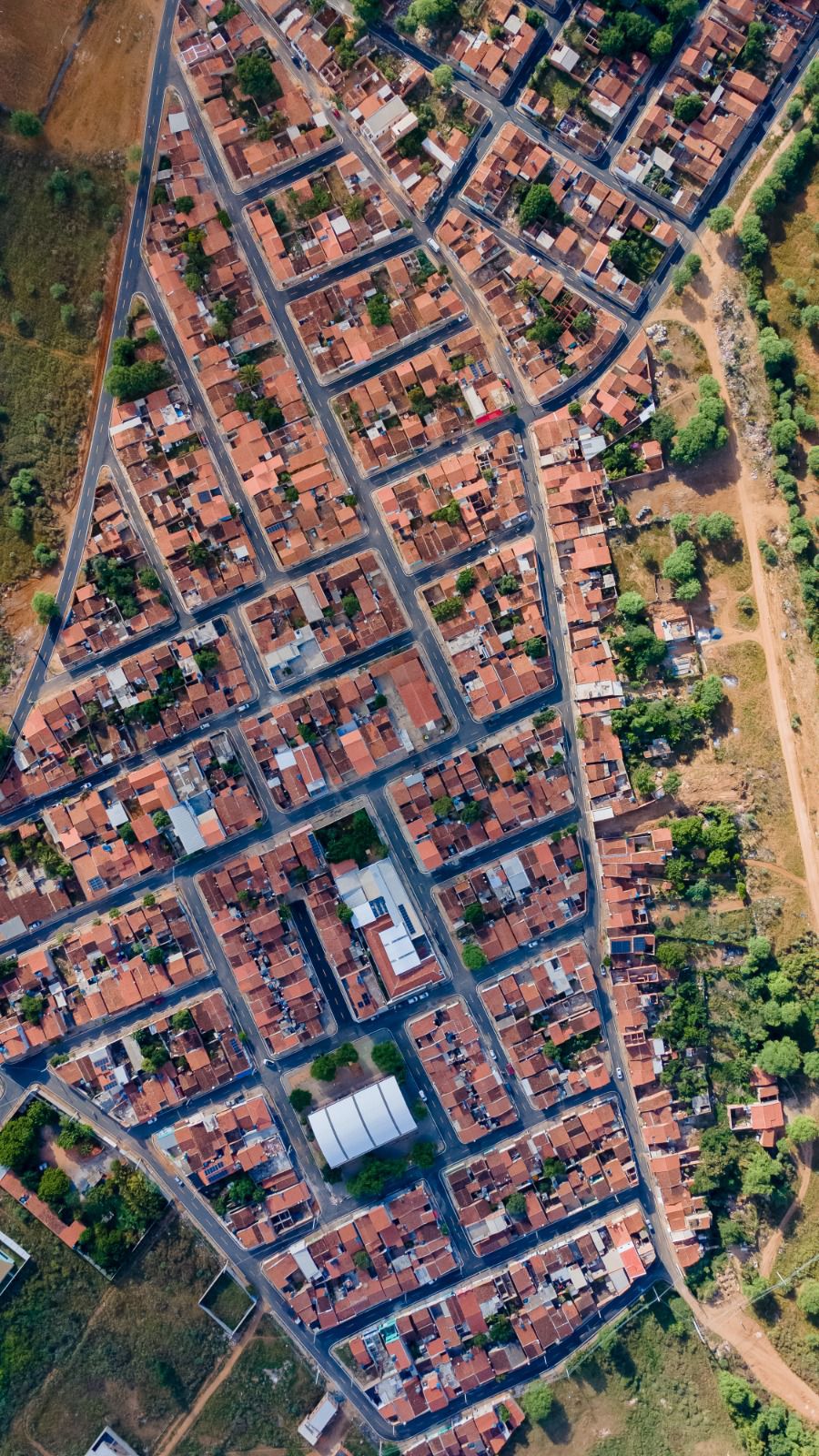 SÃO FRANCISCO CELEBRA PAVIMENTAÇÃO TOTAL DO BAIRRO COM ASFALTO QUENTE