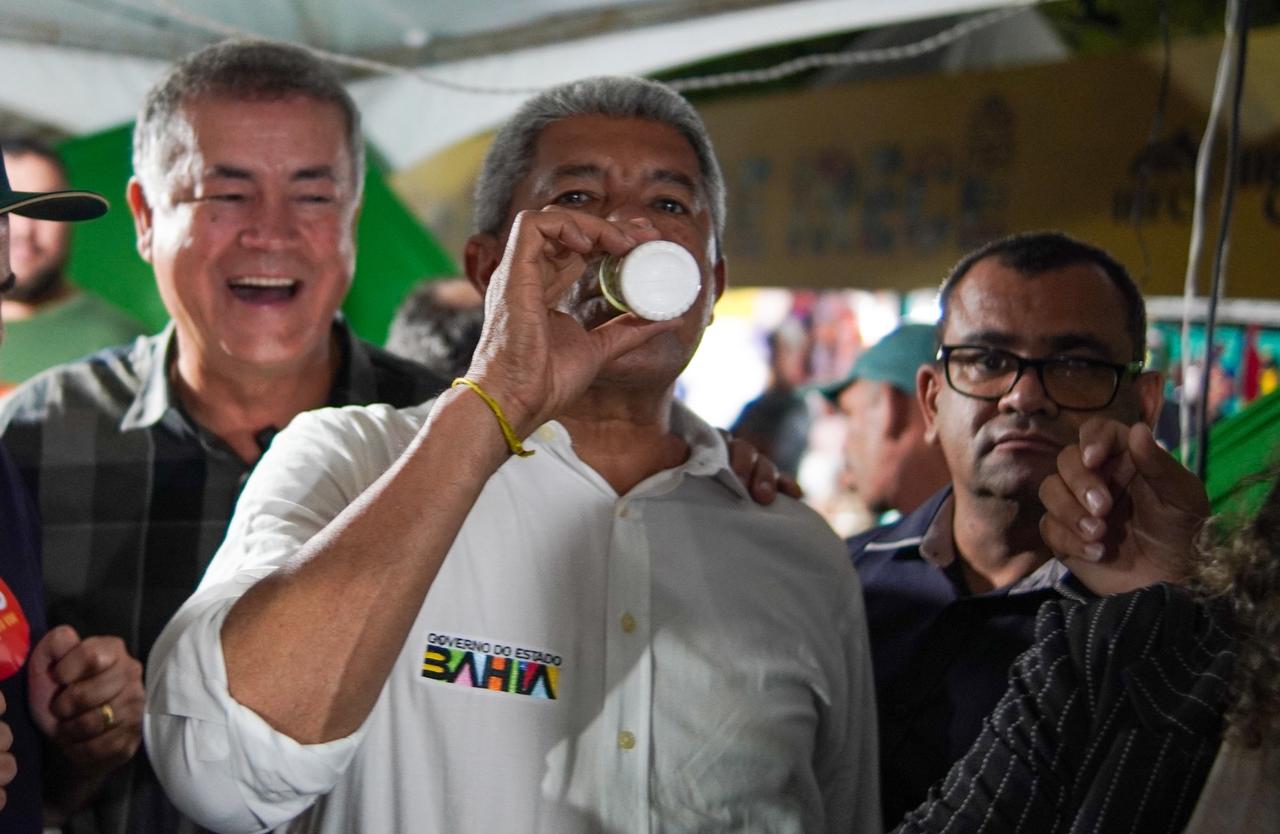 JERÔNIMO RODRIGUES PARTICIPA DA EXPOAGRI, ENCONTRA PREFEITO ROBERTÃO E VALORIZA PRODUTOS DERIVADOS DA PINHA