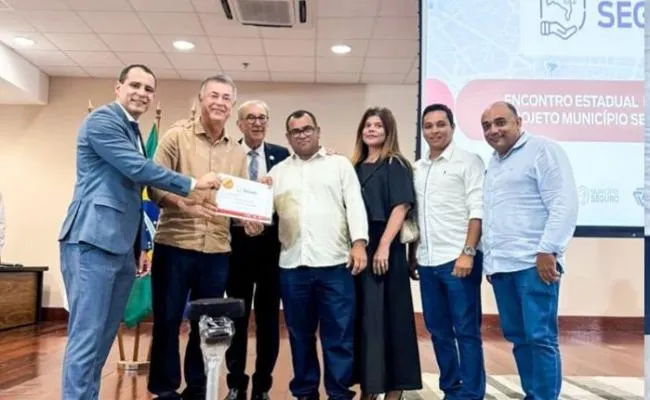 PRESIDENTE DUTRA PARTICIPA DE ENCONTRO ESTADUAL SOBRE SEGURANÇA PÚBLICA