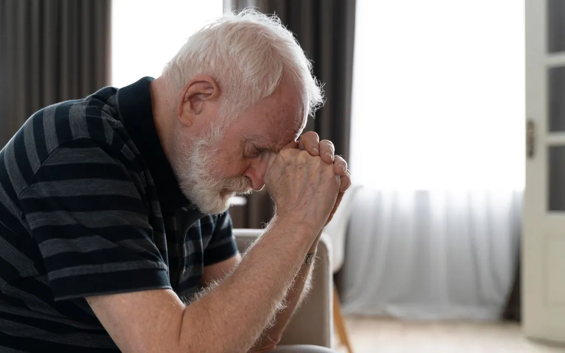 BRASIL RECEBE MEDICAMENTO CONTRA PROGRESSÃO DO ALZHEIMER EM JUNHO DE 2026