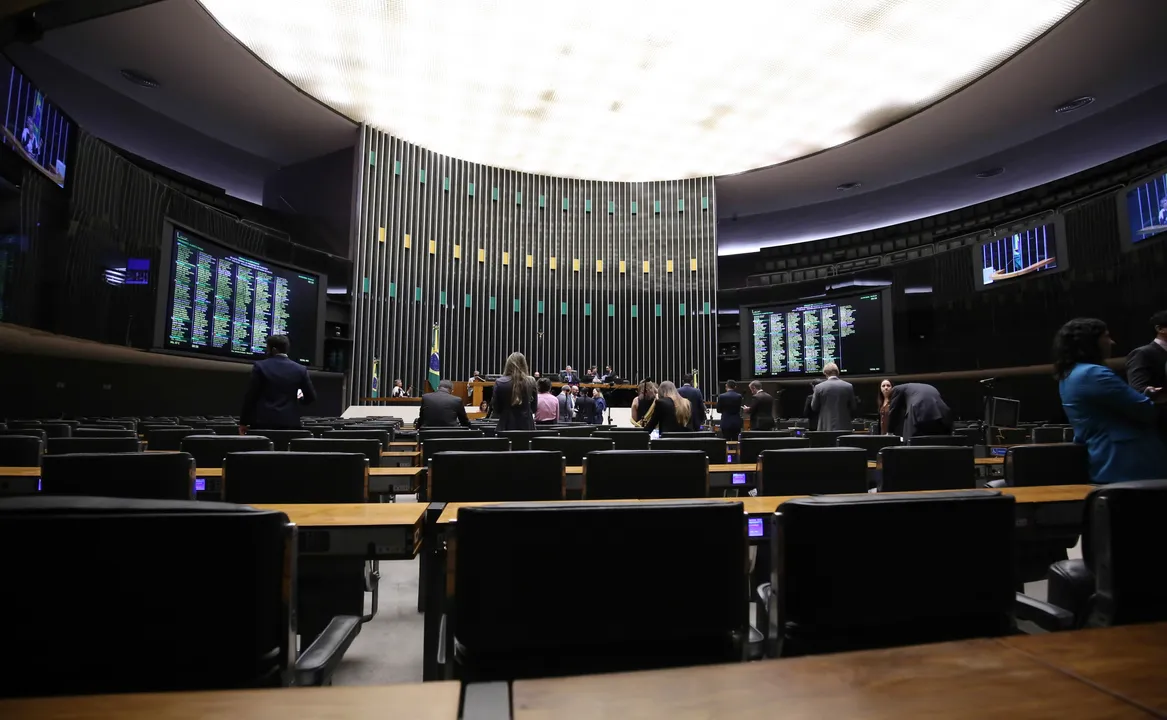 BAIANOS DEFENDEM FIM DA COTA DE GÊNERO E CRIAÇÃO DE RESERVA DE VAGAS